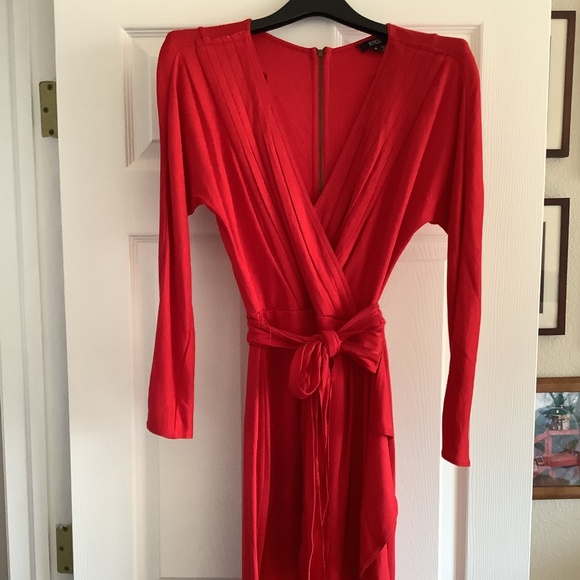 Etcetera Dresses & Skirts - Etcetera Red Faux Wrap Dress size 6